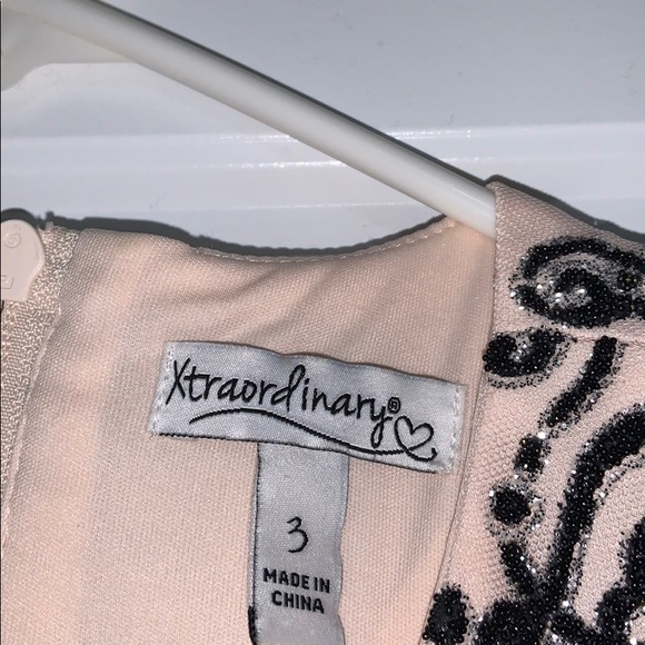 dress - Picture 3 of 5